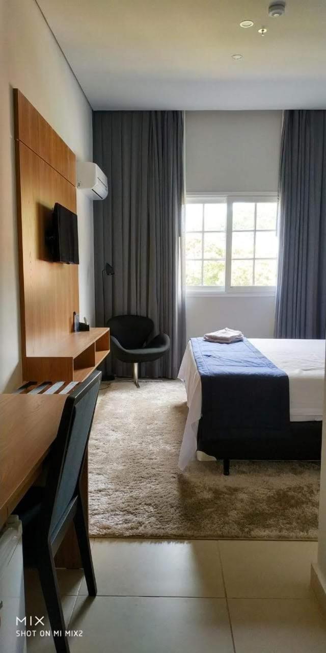Live Suites Itaipava Luaran gambar