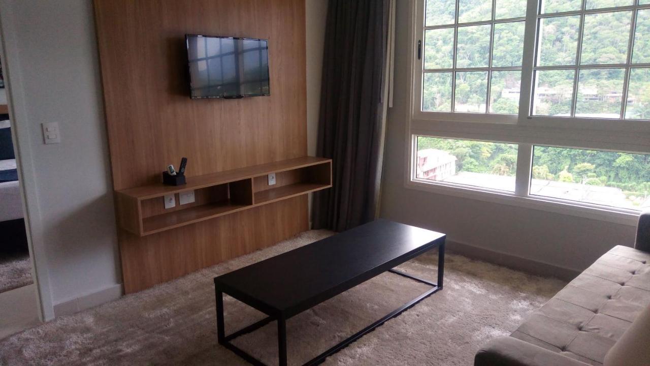 Live Suites Itaipava Luaran gambar