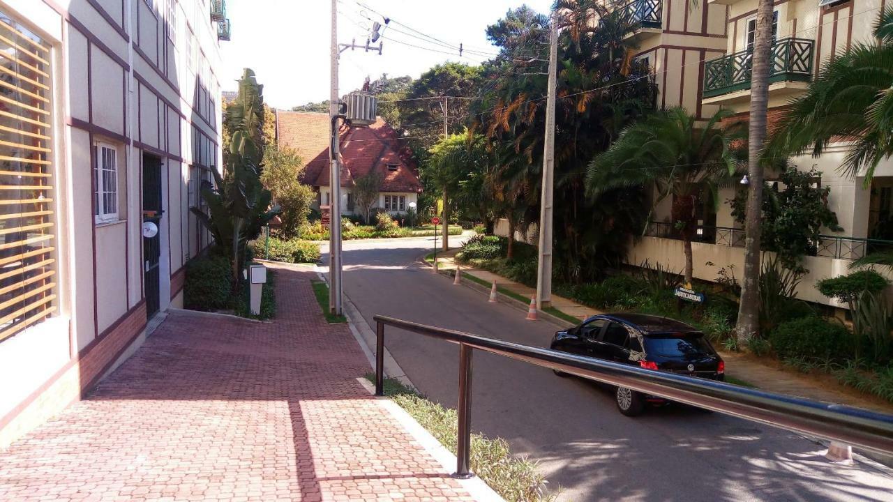 Live Suites Itaipava Luaran gambar